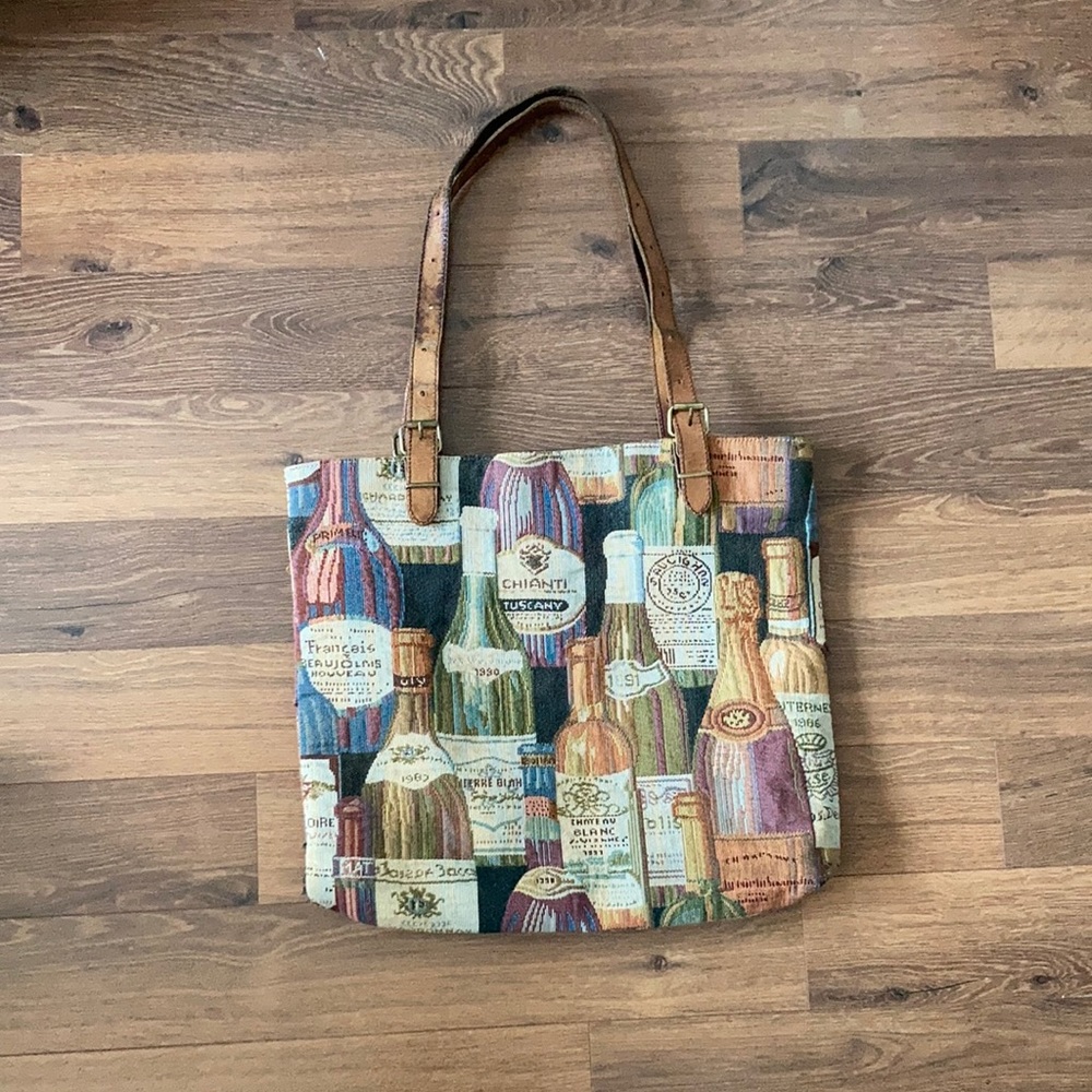 Bueno tapestry tote bag